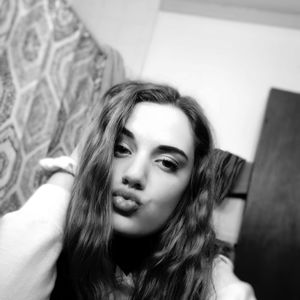 Meet your Posher, Maddy